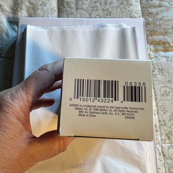 Hallmark Keepsake Ornament from 1998. Mexican Barbie. - Picture 3 of 11